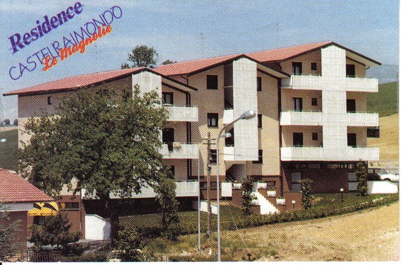 POSTAL ITALIA LE MAGNOLIE CASTELRAIMONDO CARTE POSTALE POSTCARD